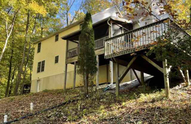 1841 KIMBERWICKE PLACE Gallery 3