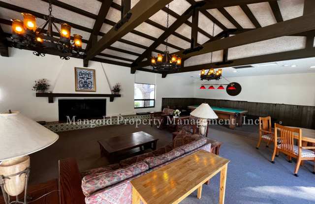Upstairs 2 Bed/2 Bath Condo with Fireplace - All Basic Utilities Included! Gallery 4