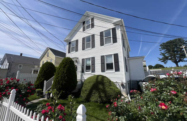 157 Railroad Ave photos photos