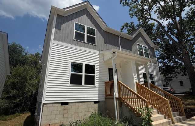212 N Yadkin Avenue Gallery 2
