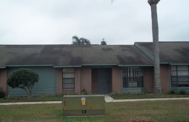 2904 Squire Oak Court - 2904 Squire Oak Court, St. Cloud, FL 34772