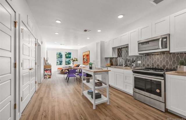 ** Live the best of Denver — at Encore at Aria. ** Ask about our Move-in Specials ** photos photos