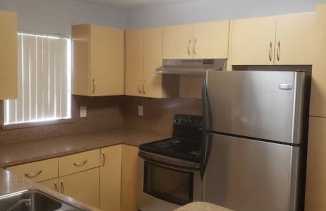 1 BED 1 BATH IN THE HEART OF SUNRISE photos photos