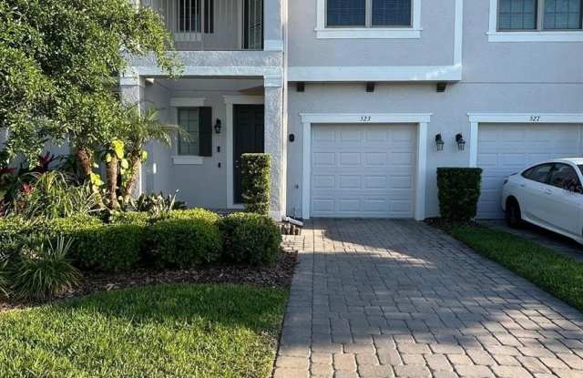 523 MERRY BROOK CIRCLE photos photos