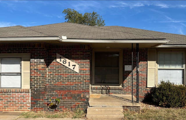 3 bedroom 1 bath - The Village - 1617 Andover Court, The Village, OK 73120 3 bedroom 1 bath - The Village - 1617 Andover Court, The Village, OK 73120