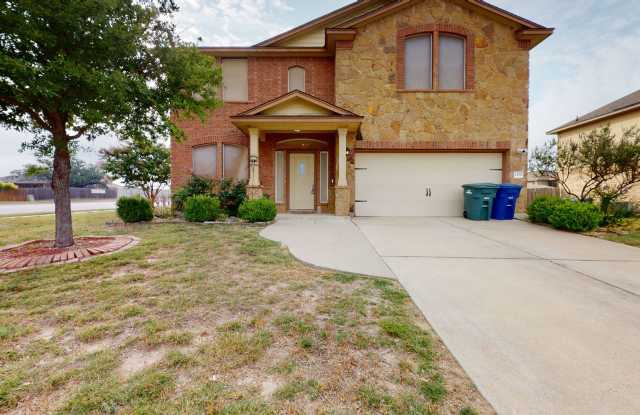 HUGE HOUSE ON A CORNER LOT IN COPPERAS COVE! photos photos
