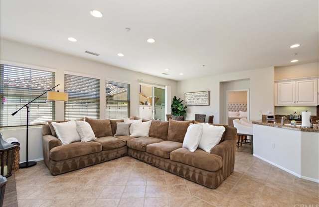74 Paseo Vista Gallery 4