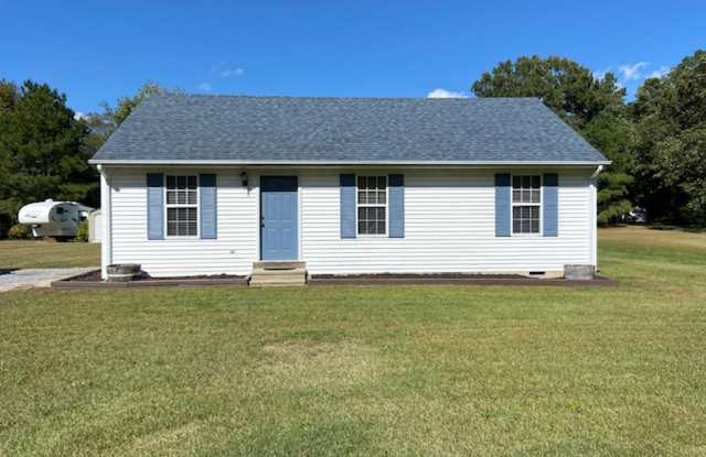 Rural  Adorable Rancher for Rent on large lot! photos photos