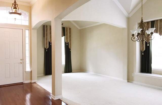 15648 Buffalo Creek Drive Gallery 2