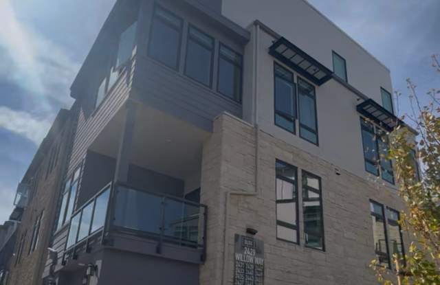 2431 Willow Way Gallery 2