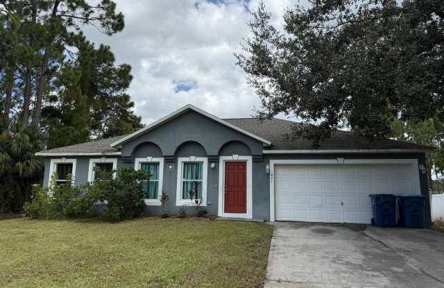 457 Fitzsimmons Street photos photos