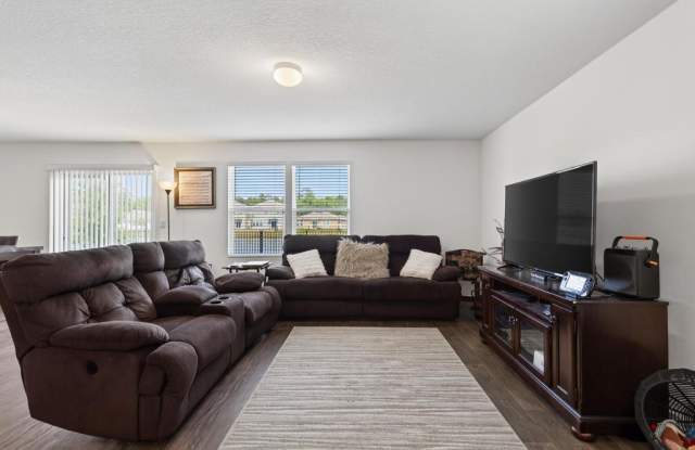 12655 Cucumber Tree St. Gallery 4