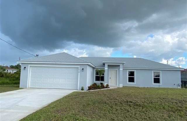 3010 67th Street W photos photos