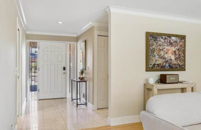201 171st Pl. NE Gallery 2