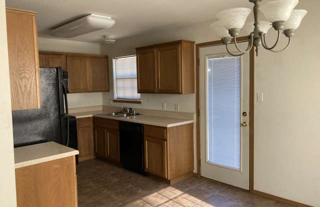 1525 Fianna Pl Ct Gallery 2