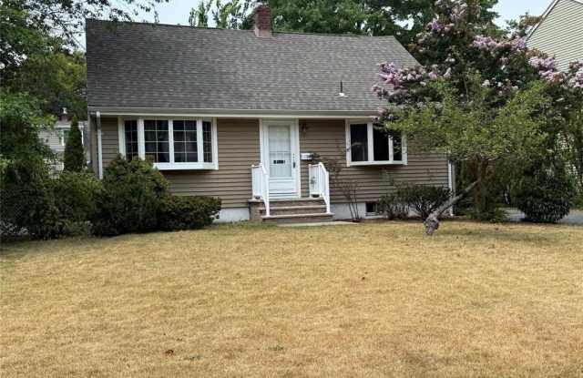 447 Berkshire Road photos photos