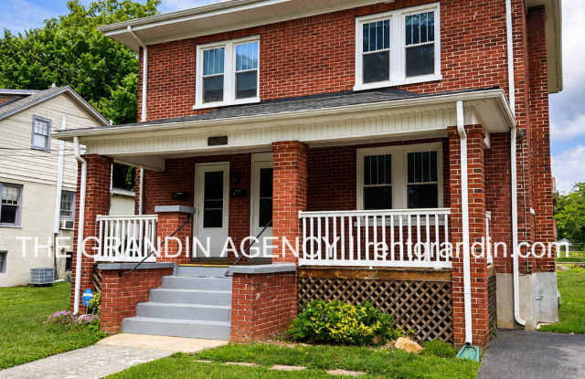 2818 Burton Avenue Northwest - A photos photos 2818 Burton Avenue Northwest - A photos photos