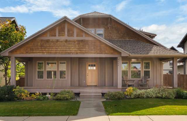 Spacious 3-Bedroom Home in Sought-After Valley West photos photos