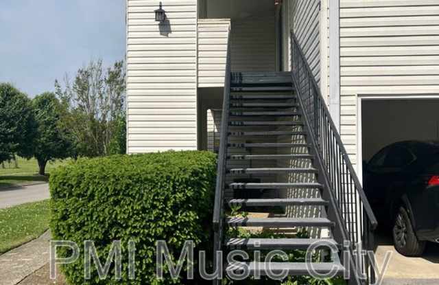 810 Bellevue Rd Gallery 2