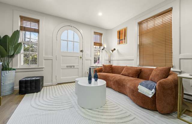 700 Avenue C - 700 Avenue C, Bayonne, NJ 07002