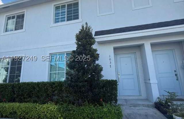 1037 NW 5th St photos photos 1037 NW 5th St photos photos