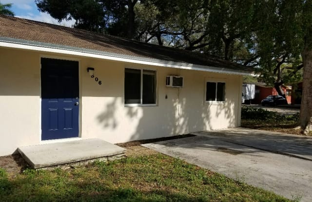 306 SW 10th Avenue - 306 Lady Claire Fursman Ave, Fort Lauderdale, FL 33312