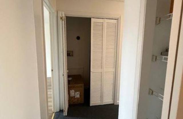 157 Stanley Avenue Gallery 4
