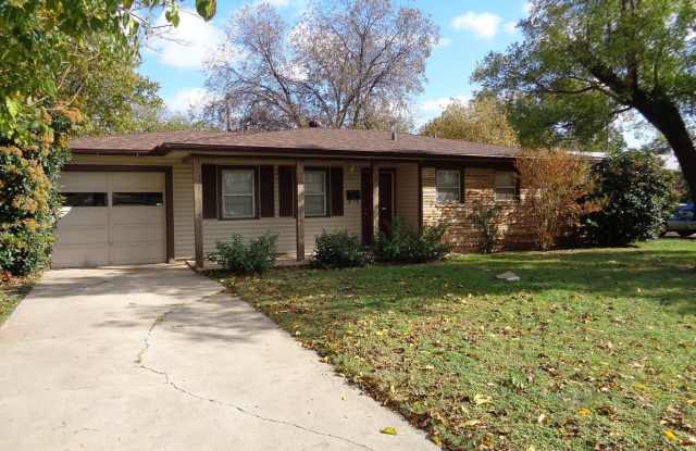 Super Spacious Home Gallery 1