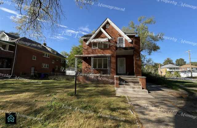 2908 Fullerton Detroit, MI photos photos