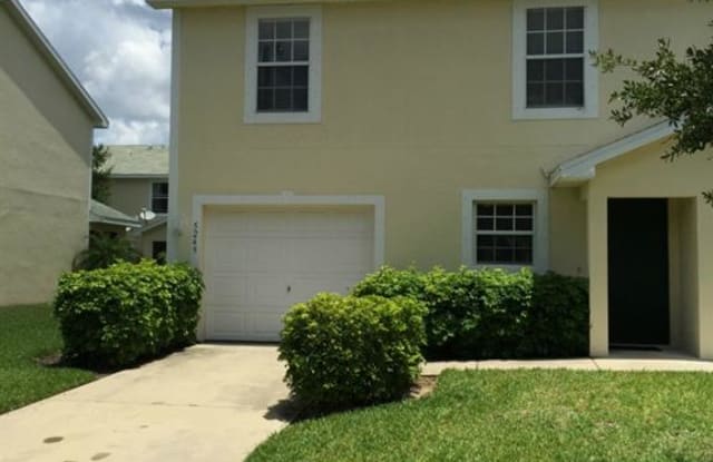 5249 Leeds RD - 5249 Leeds Road, Villas, FL 33907