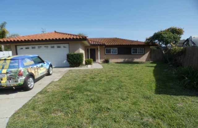 Orcutt Home on Large Lot photos photos