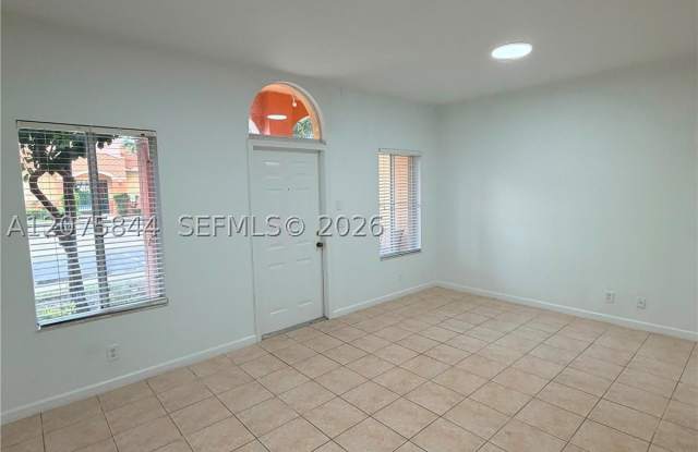 102 S Santa Catalina Cir Gallery 2