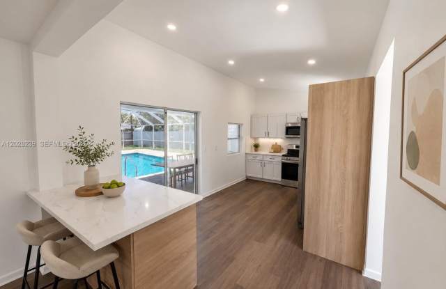 6560 Hayes St photos photos