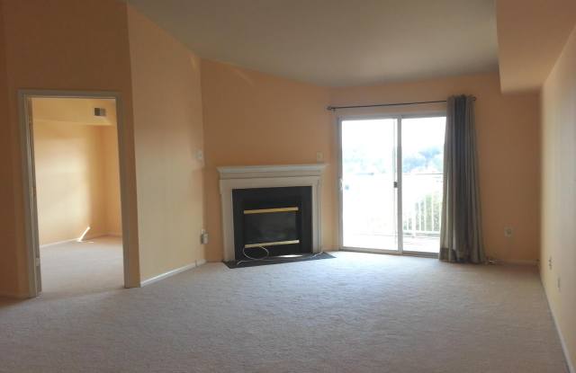 13800 FARNSWORTH Lane unit: 5404 photos photos