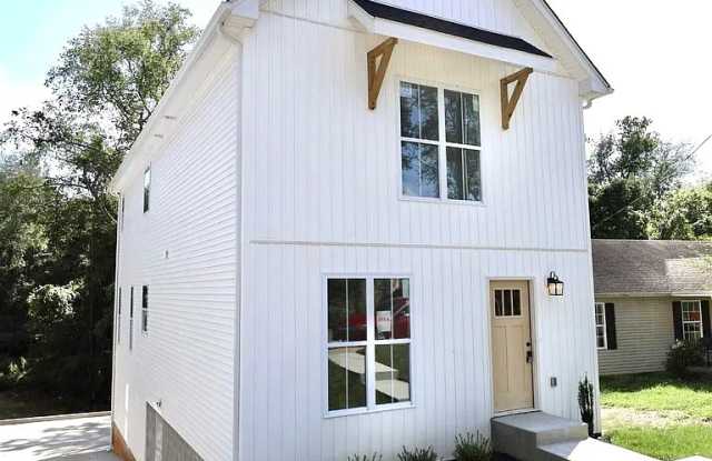 218 High Street Unit A photos photos