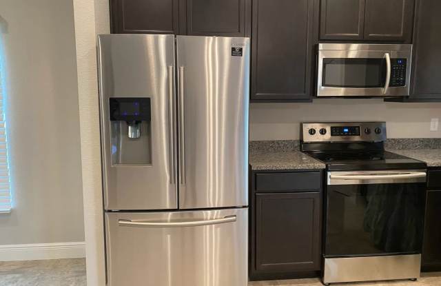 1200 Apopka Place Gallery 4