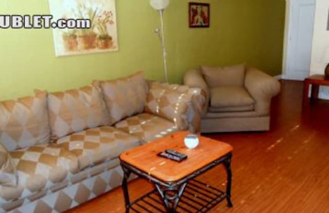 25 Menores  Av - 25 Menores Avenue, Coral Gables, FL 33134