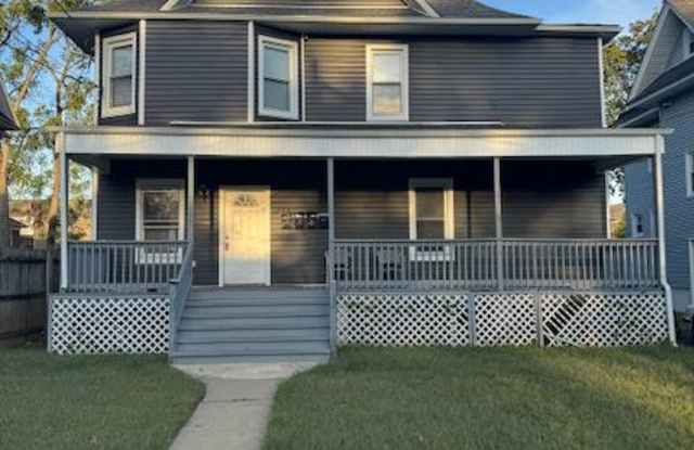 1223 Lenox Avenue - 3 photos photos