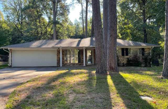 3 Bedroom Home Available in October! photos photos