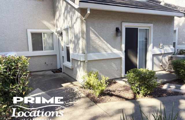 Best value 3 bedroom townhome condo with attached garage photos photos
