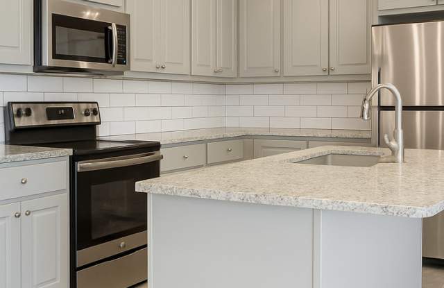 2 Bed / 2 Bath Townhouse – Available 11/15 photos photos