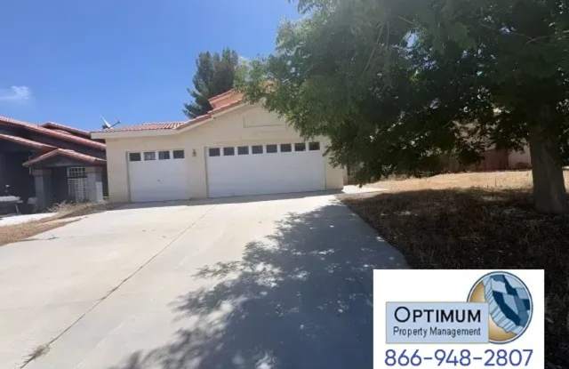 Spacious 4-Bedroom Home with Downstairs Bedroom & Brand-New Carpet Gallery 4
