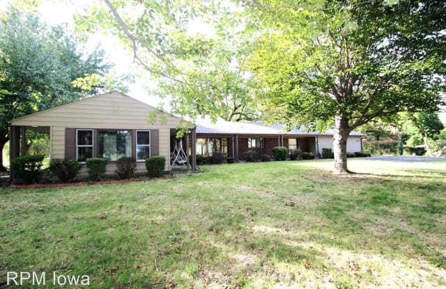 3500 Fleur Drive - 3500 Fleur Drive, Des Moines, IA 50321