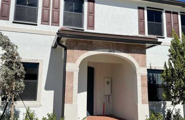 3419 W 112th Ter - 3419 West 112th Ter, Hialeah, FL 33018