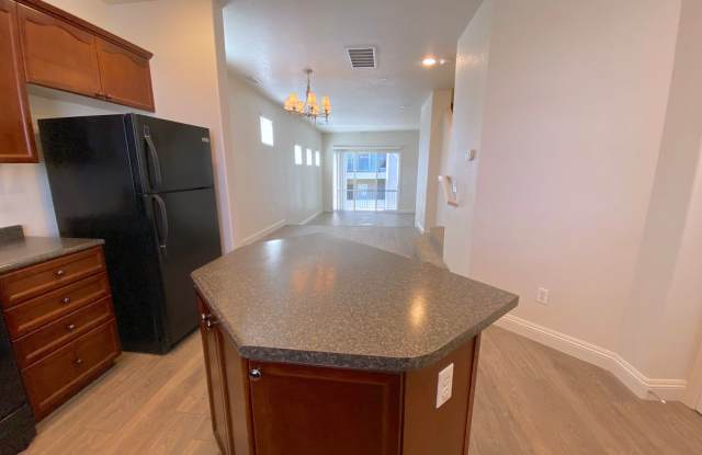 Luxury Townhouse 2 Master Suites - North McCarran photos photos