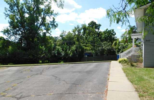 253 Brookridge Court Gallery 3