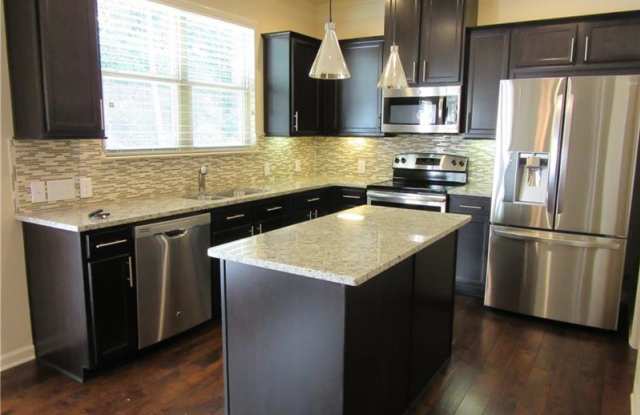 3762 Brockenhurst Drive Gallery 4