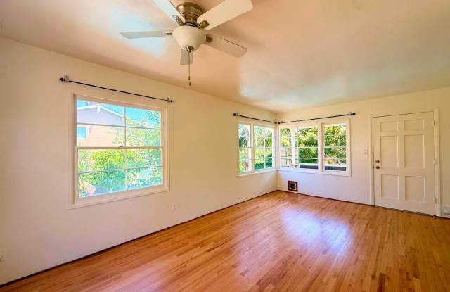 4821-23 Del Mar Ave photos photos