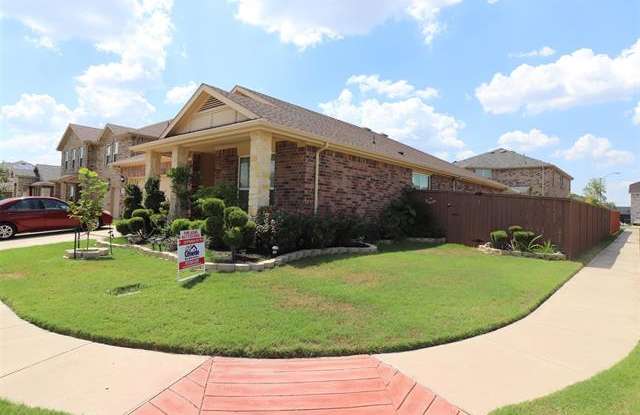 2627 Brookvalley Lane Gallery 2