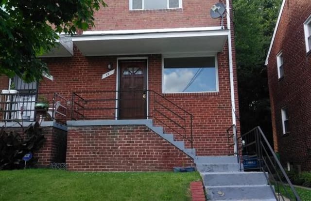 35 UNDERWOOD ST NW - 35 Underwood Street Northwest, Washington, DC 20012